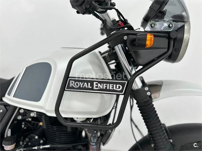 Royal Enfield Himalayan 410 – Vista 14