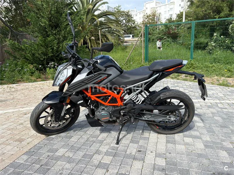 KTM 125 – Vista 2