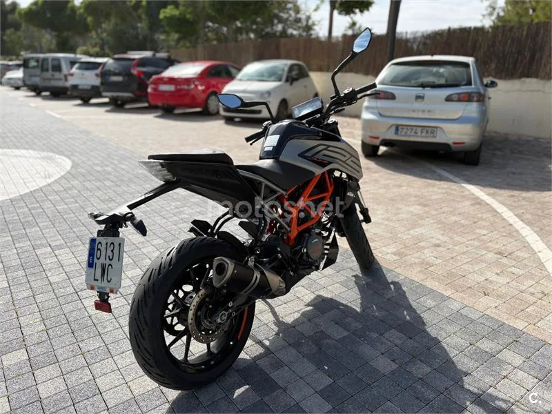 KTM 125 – Vista 11