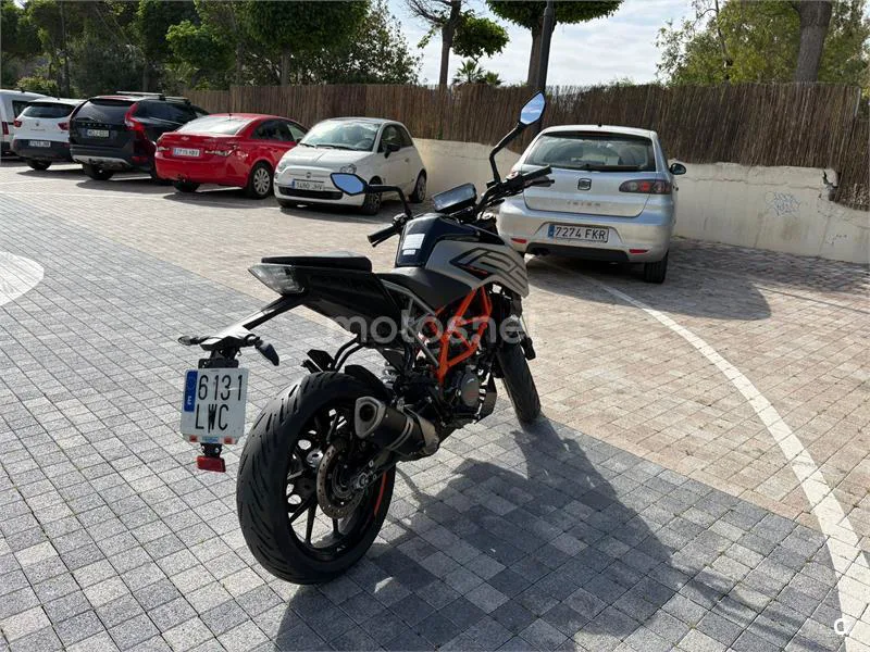 KTM 125 – Vista 4