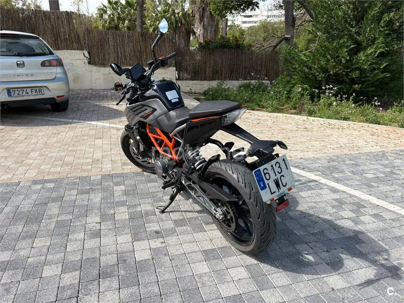KTM 125 – Vista 5