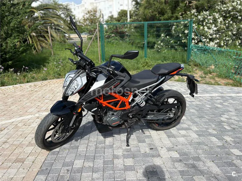 KTM 125 – Vista 7