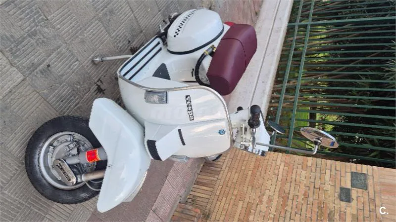 Vespa 200 Iris – Vista 3