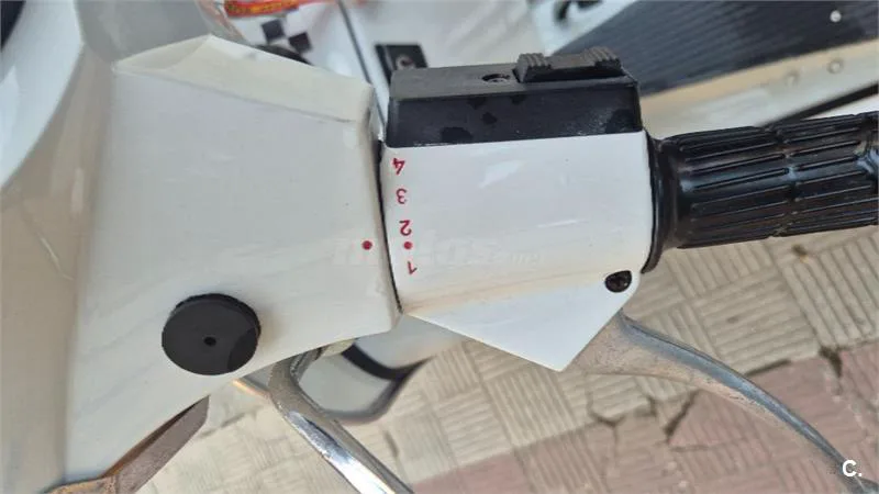 Vespa 200 Iris – Vista 8