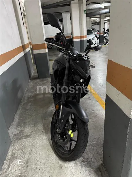 Yamaha MT-03 – Vista 3