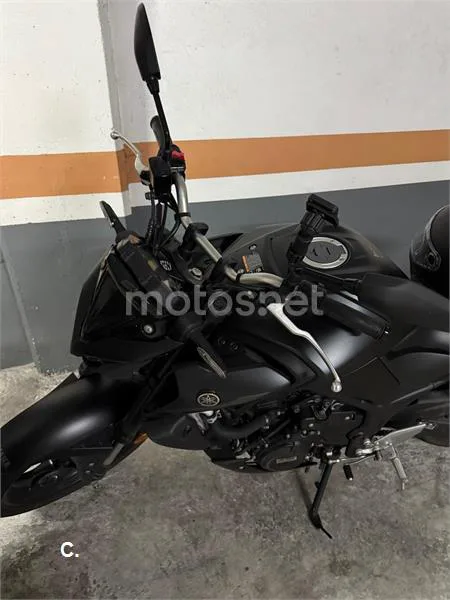 Yamaha MT-03 – Vista 5