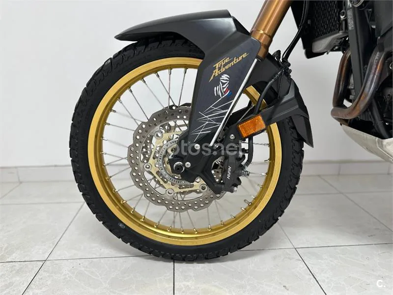 Honda CRF 1000L Africa Twin – Vista 15