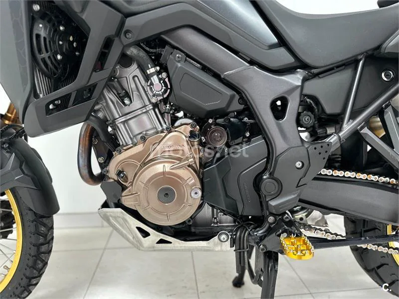 Honda CRF 1000L Africa Twin – Vista 18