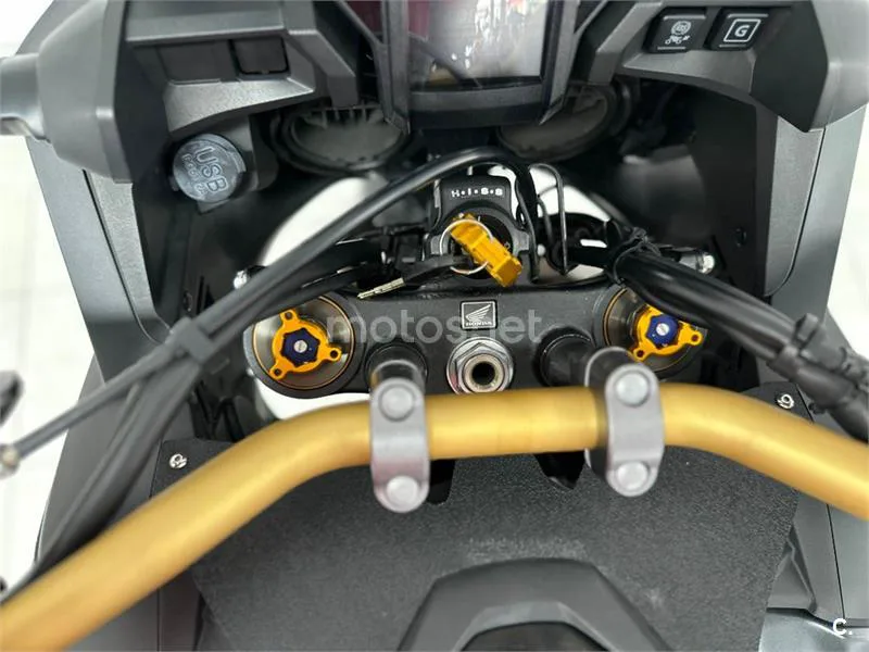 Honda CRF 1000L Africa Twin – Vista 30