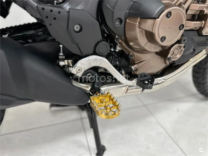 Honda CRF 1000L Africa Twin – Vista 9