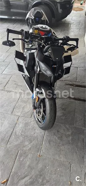 BMW M 1000 R – Vista 2