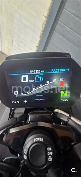 BMW M 1000 R – Vista 4
