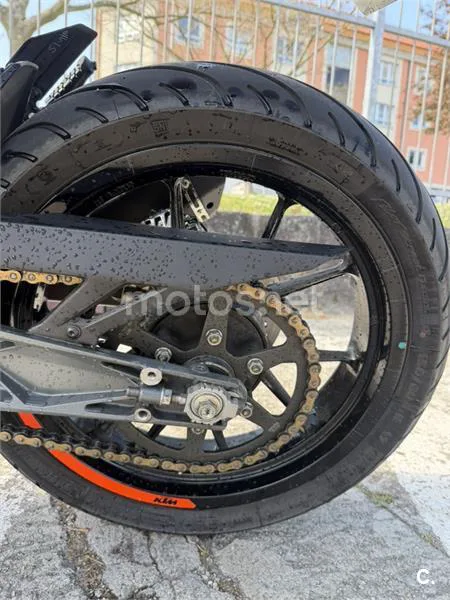 KTM 125 – Vista 6