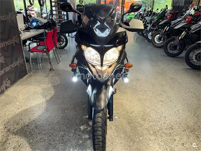 Suzuki V-Strom 650 XT – Vista 4