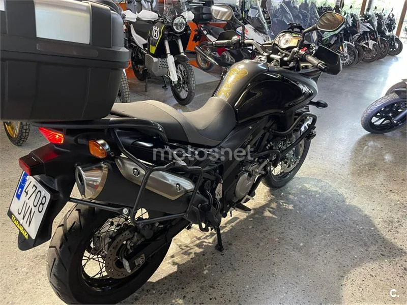 Suzuki V-Strom 650 XT – Vista 7