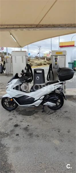 Honda PCX 125 – Vista 5