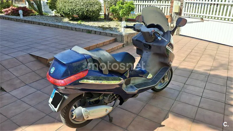 Piaggio X8 125 – Vista 3