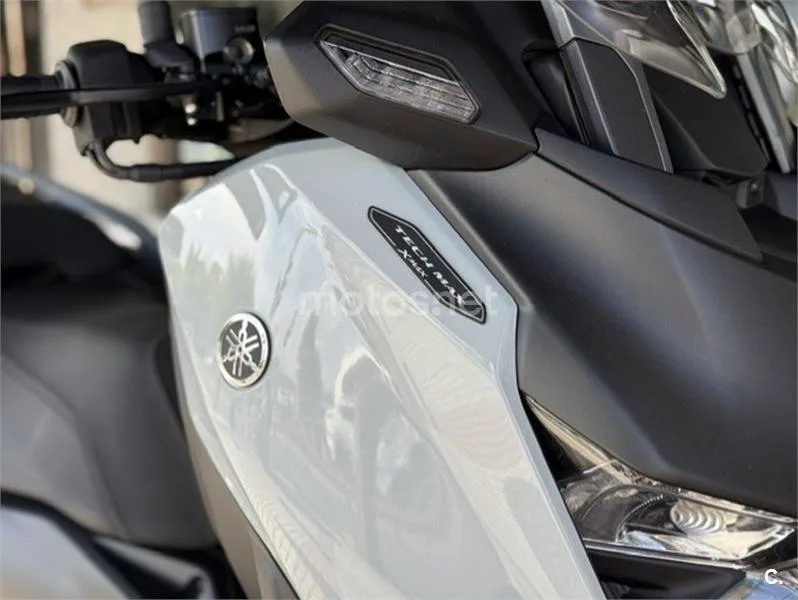 Yamaha XMAX 300 – Vista 4