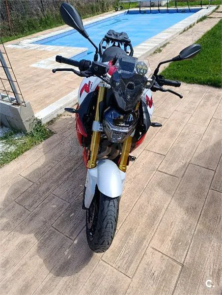 BMW F 900 R – Vista 4
