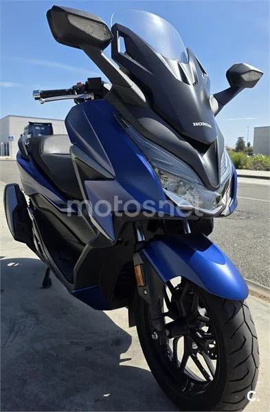 Honda Forza 350 – Vista 8