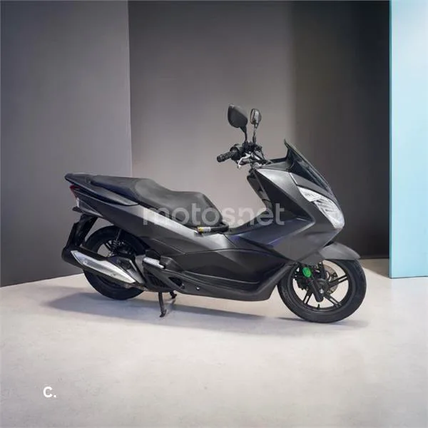 Honda PCX 125 – Vista 5