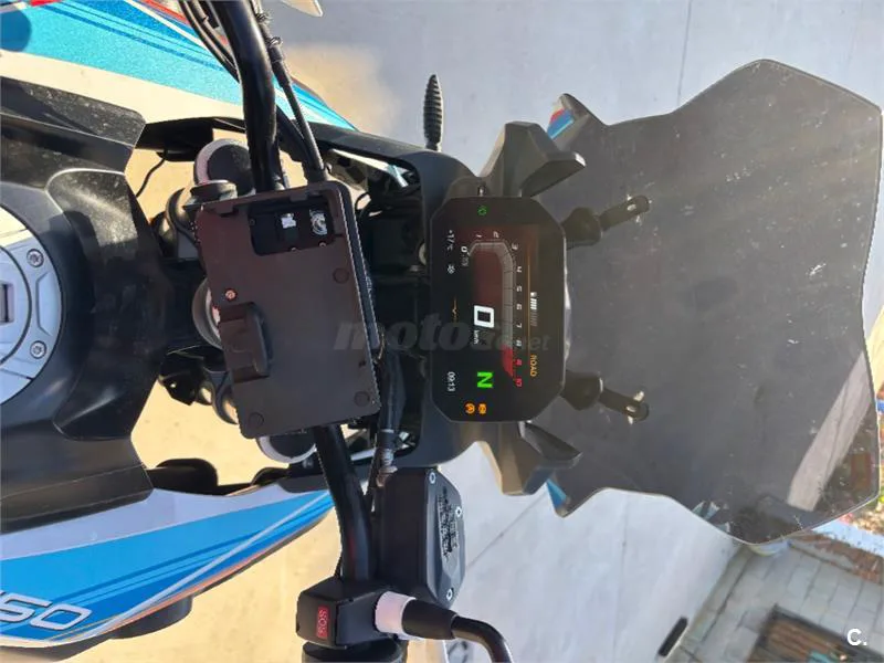BMW F 750 – Vista 8