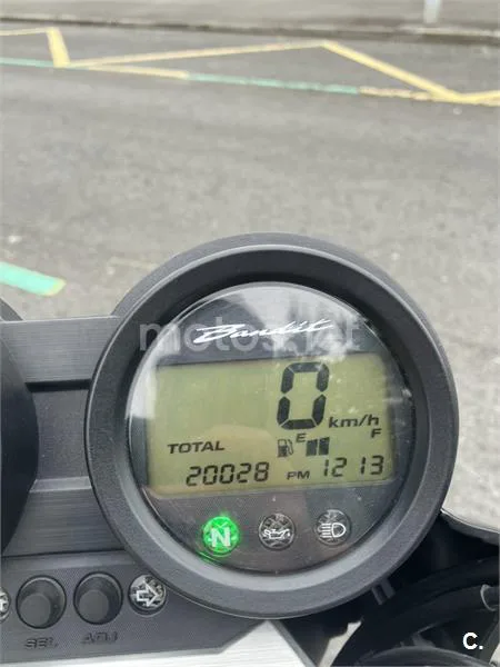 Suzuki Bandit 650 S – Vista 6