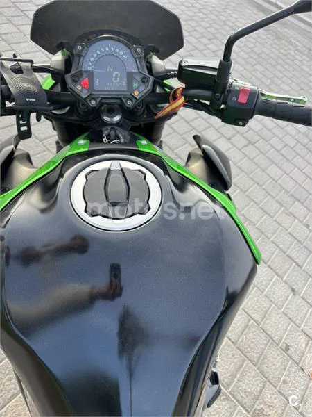 Kawasaki Z 900 – Vista 3