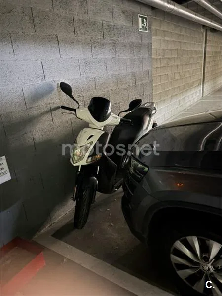 Kymco Agility City 125 – Vista 2