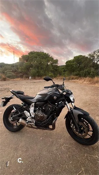 Yamaha MT-07 – Vista 2