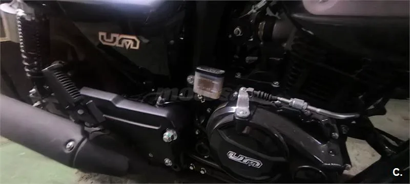 UM Renegade Sport S – Vista 3