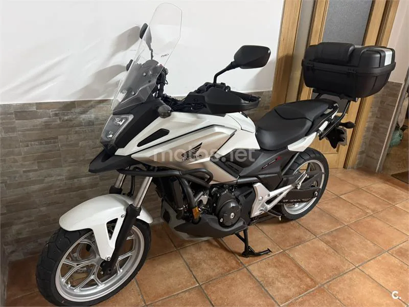 Honda NC 750 X – Vista 4