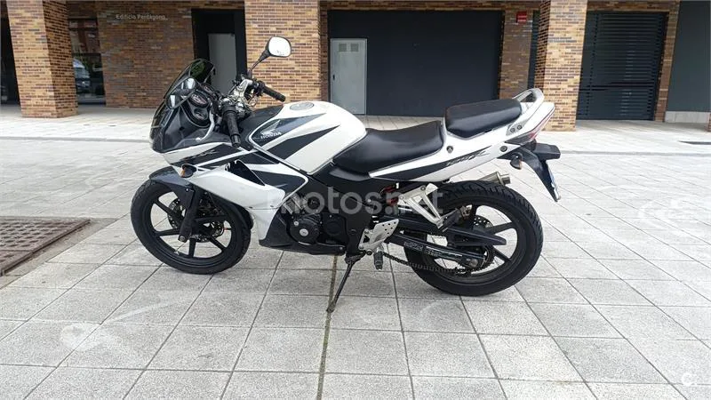 Honda CBR 125R – Vista 3