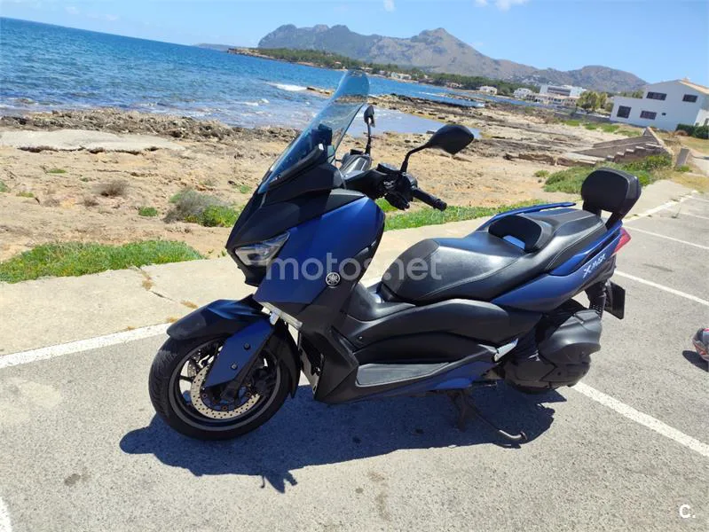 Yamaha XMAX 400 - Vista 4