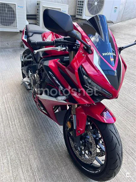 Honda CBR 650 R – Vista 5
