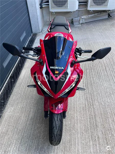 Honda CBR 650 R – Vista 7