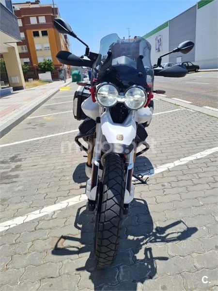 Moto Guzzi V 85 TT – Vista 11