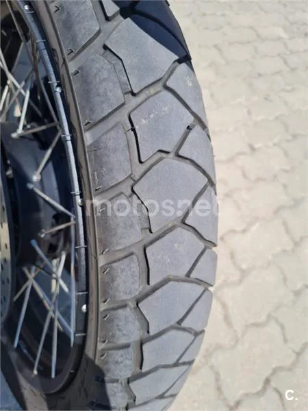 Moto Guzzi V 85 TT – Vista 7