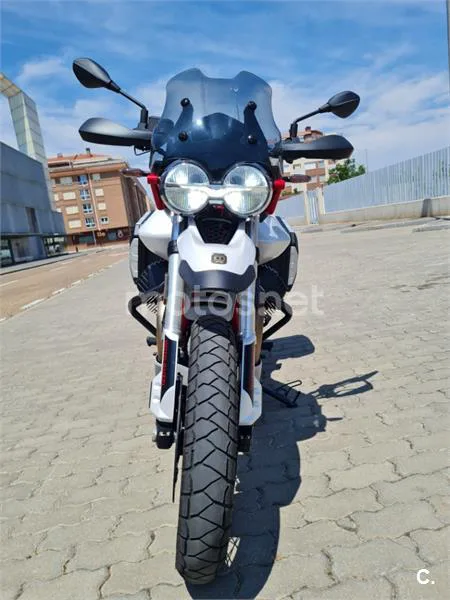 Moto Guzzi V 85 TT – Vista 8