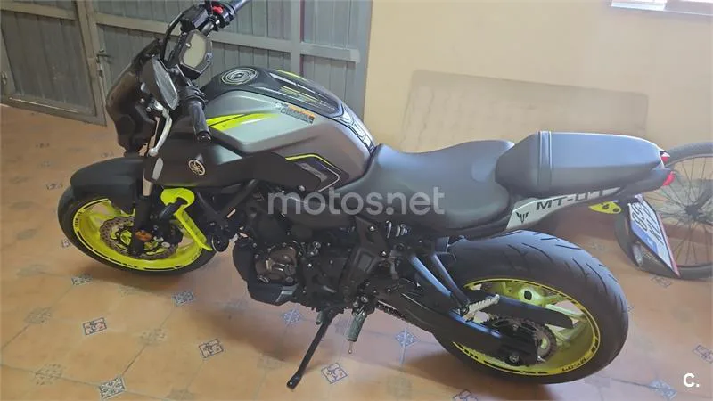 Yamaha MT-07 – Vista 2