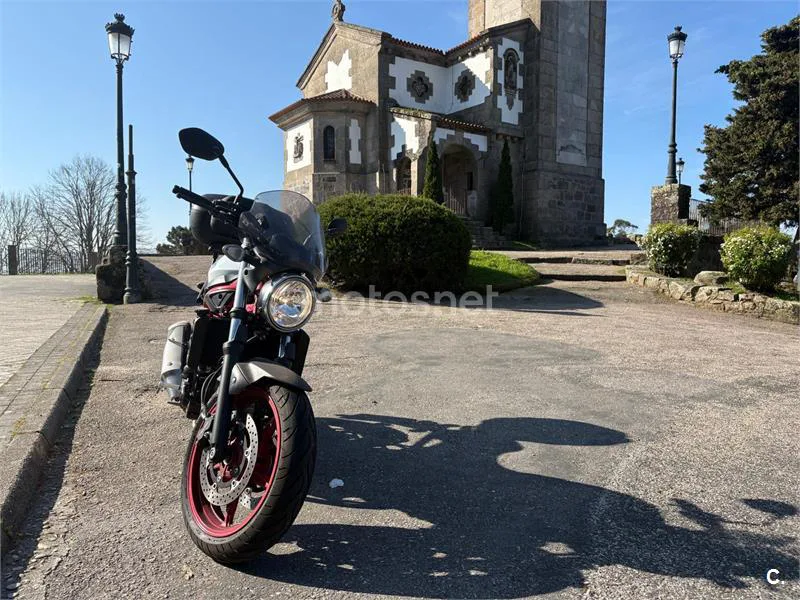 Suzuki SV 650 – Vista 3