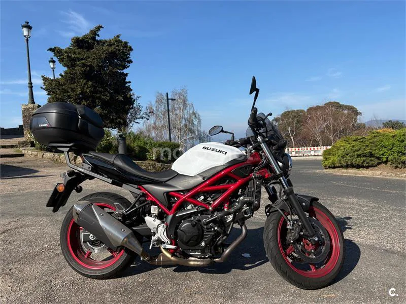 Suzuki SV 650 – Vista 4