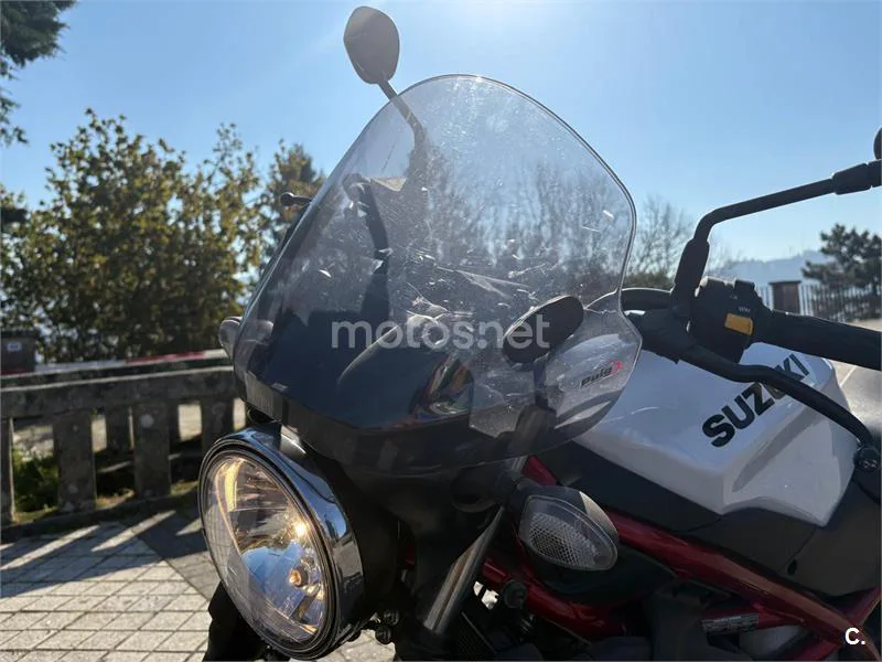 Suzuki SV 650 – Vista 7