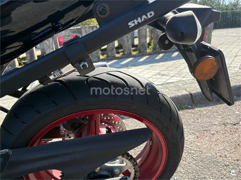 Suzuki SV 650 – Vista 10