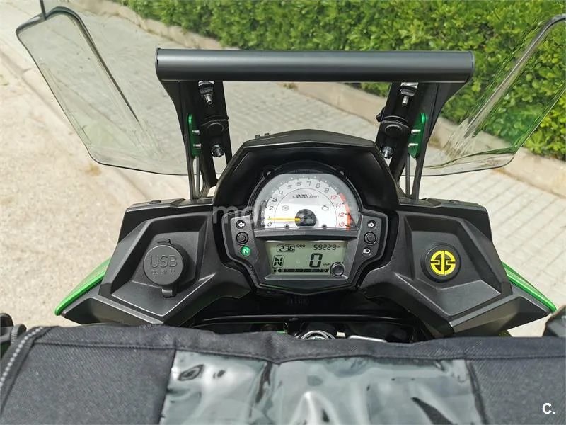 Kawasaki Versys – Vista 8