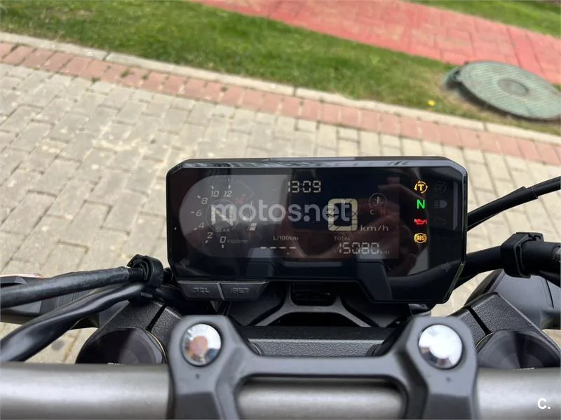 Honda CB 650 R – Vista 5