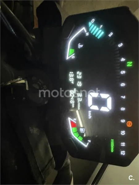 Voge 125 R – Vista 2