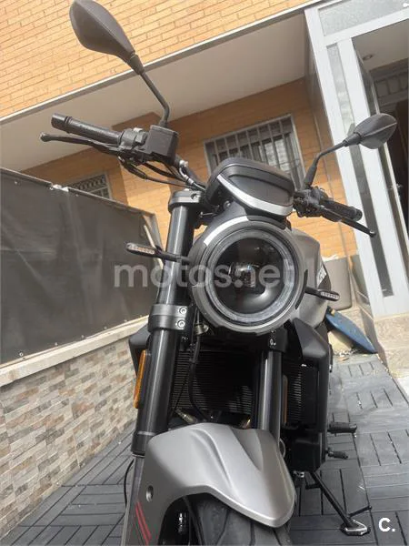 Moto Morini Seiemmezzo – Vista 3
