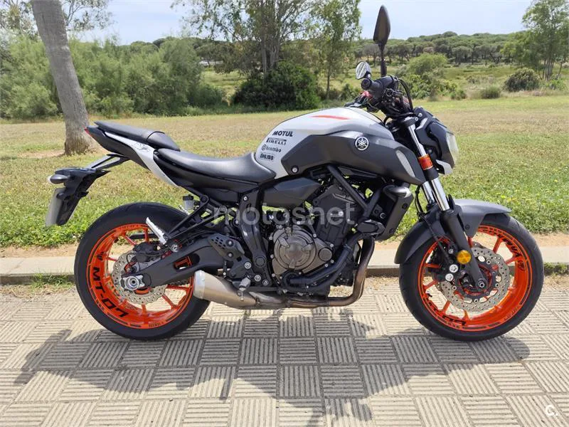Yamaha MT-07 – Vista 6