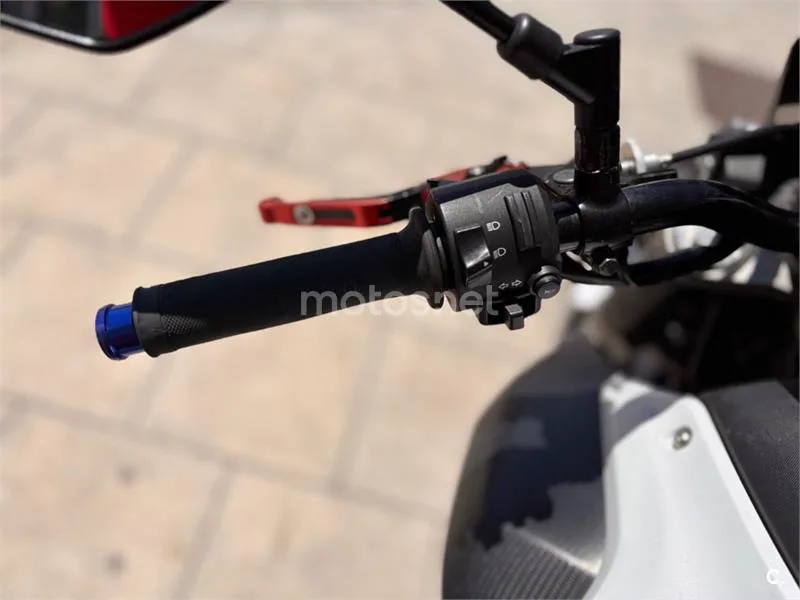 Yamaha MT-07 – Vista 16